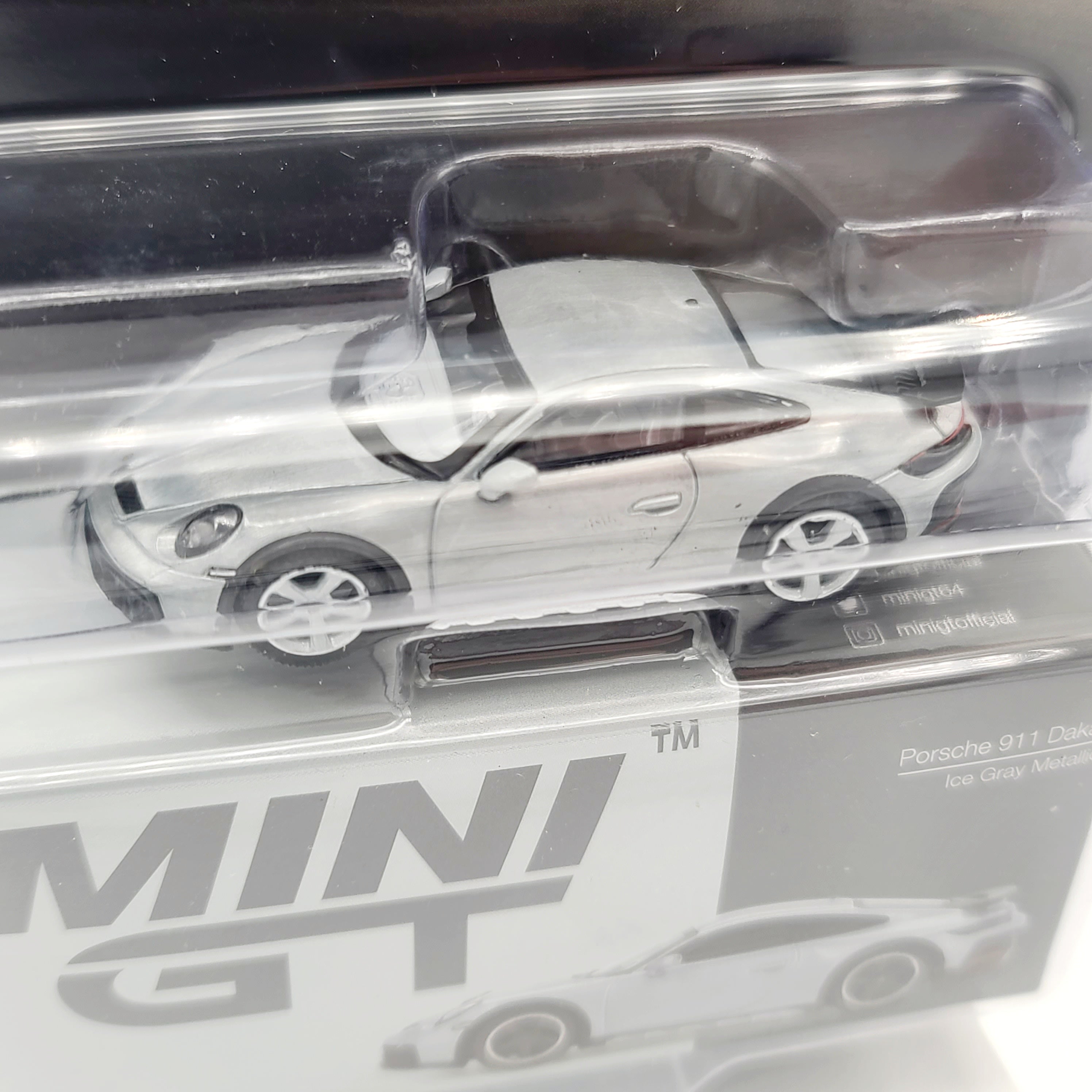 Mini GT - CHASE - Porsche 911 Dakar - 1:64, Ice Gray Metallic (2025 Limited Edition)